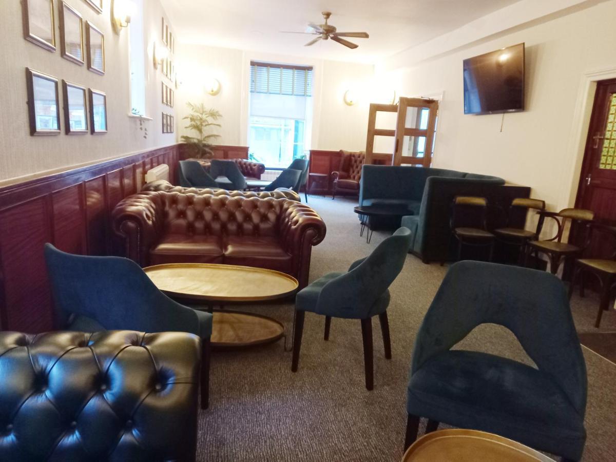 Royal Sportsman Hotel Porthmadog Eksteriør bilde